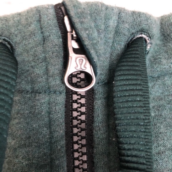 Lululemon Take Off and Go Fleece - Picture 5 of 10